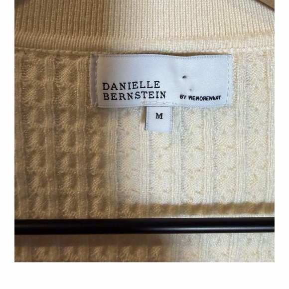 Danielle Bernstein Cropped Wrap Knit Top Tie Front Long Sleeve Cream Size M - Picture 3 of 14